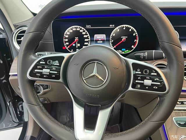 Mercedes-Benz E-Class, 2020 11