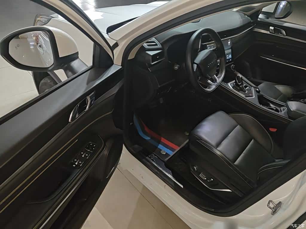 Lynk & Co 01, 2023 16