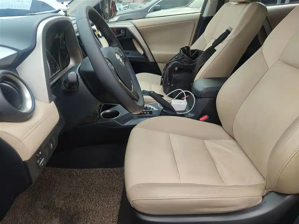 Toyota RAV4 Rongfang