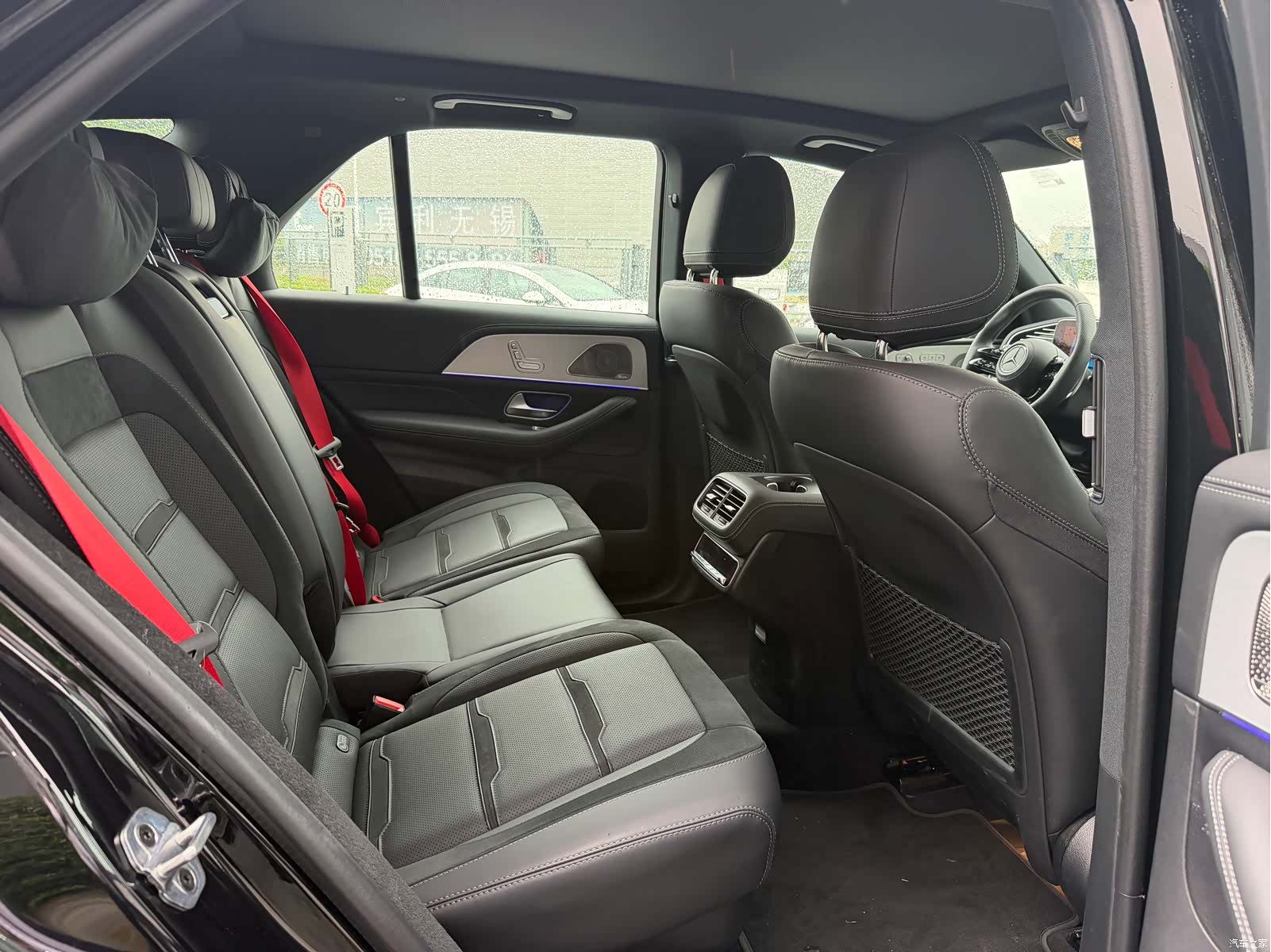 Mercedes-Benz GLE, 2025 21