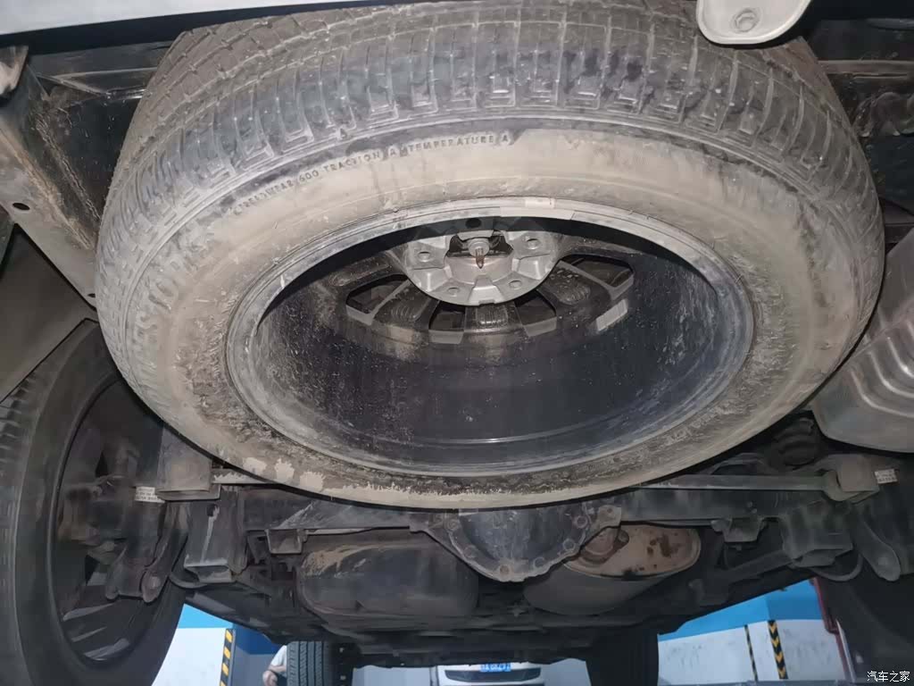 Roewe RX8, 2019 25
