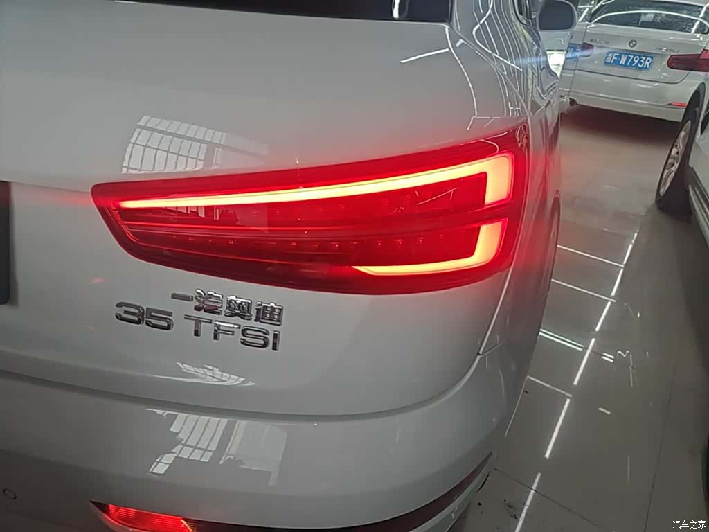 Audi Q3, 2019 8