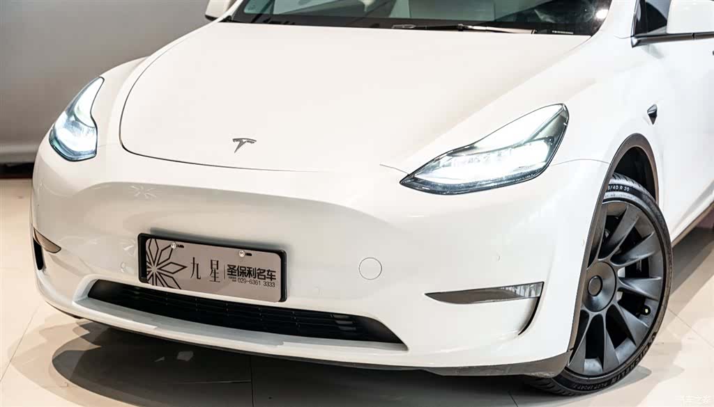 Tesla Model Y, 2023 20