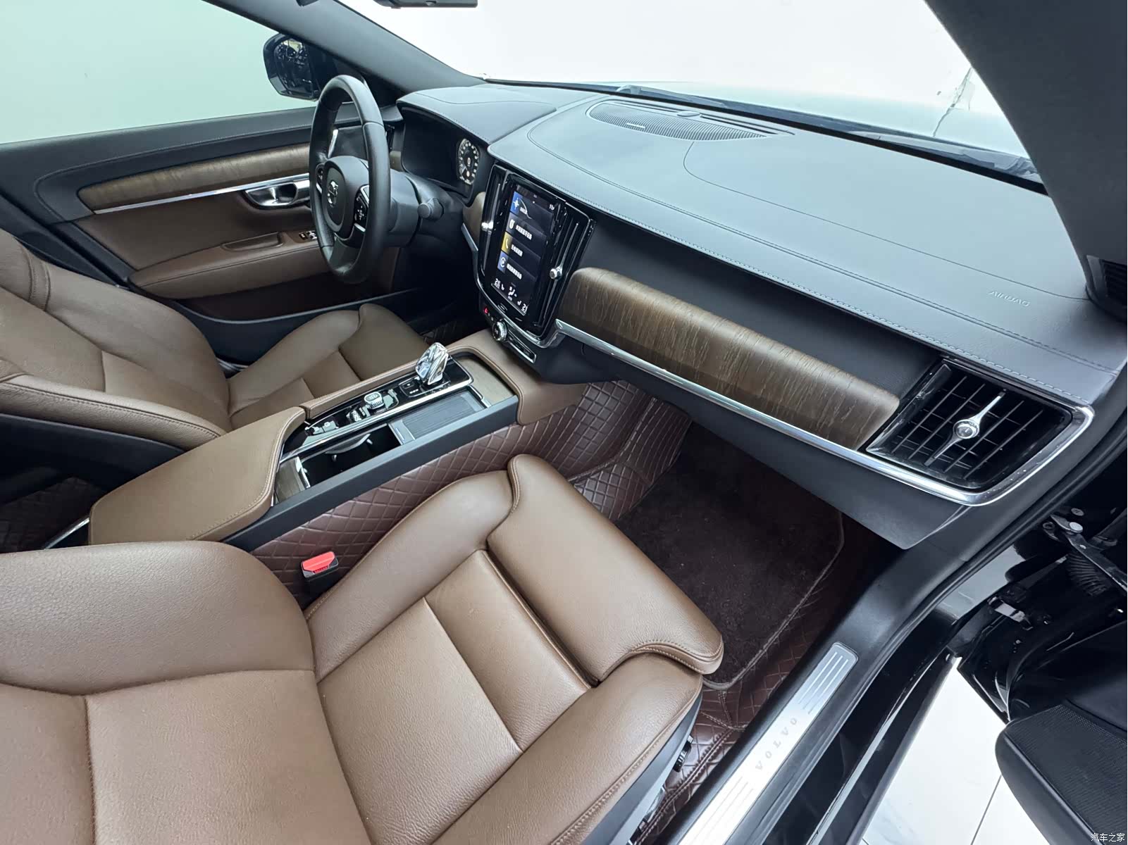 Volvo S90, 2021 12