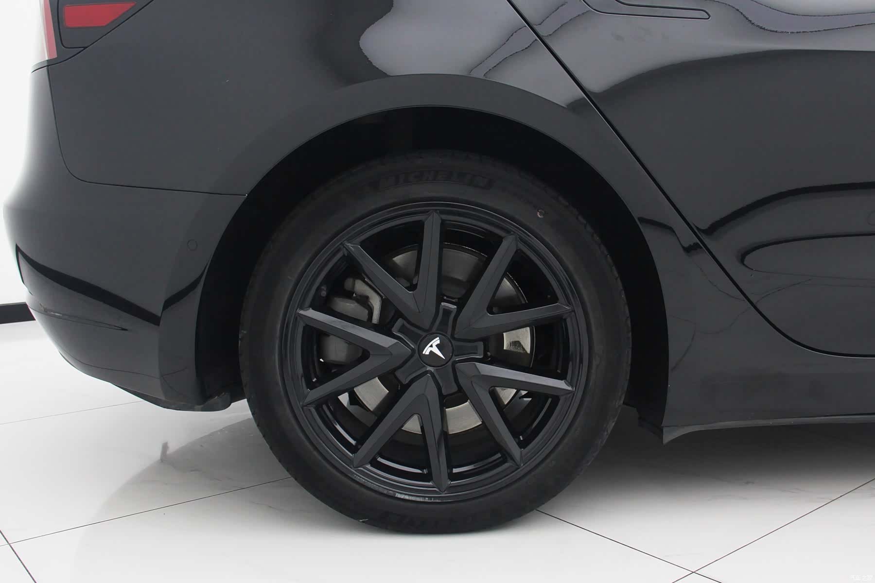 Tesla Model 3, 2023 12