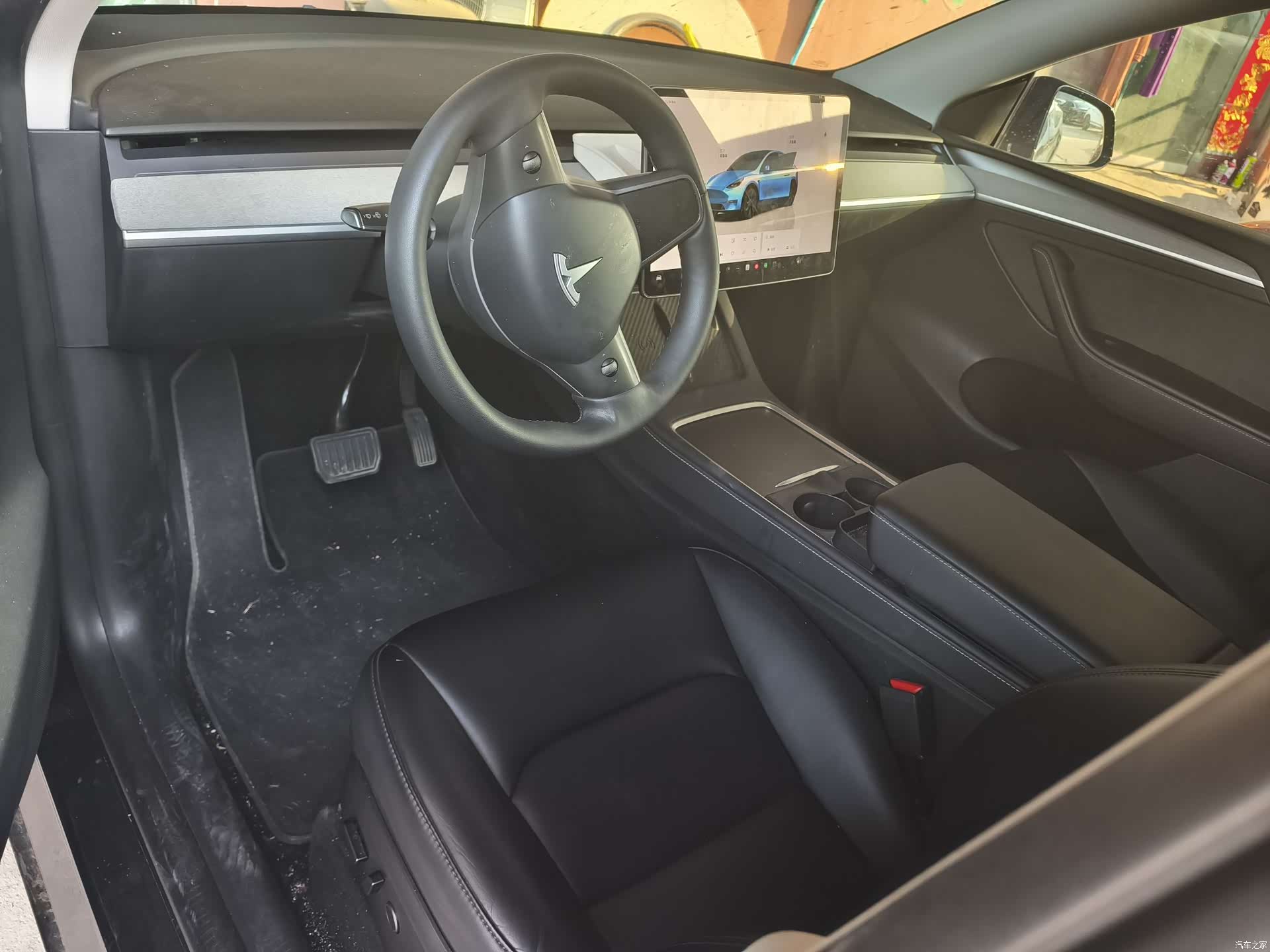 Tesla Model Y, 2024 4