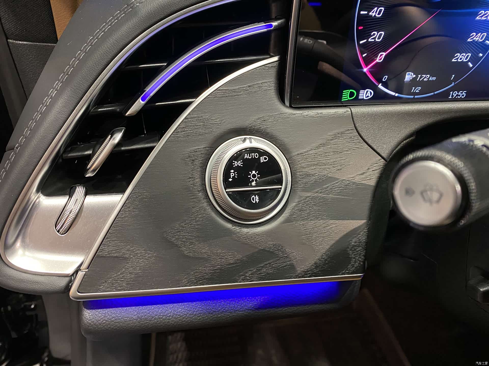 Mercedes-Benz E-Class, 2025 все фото