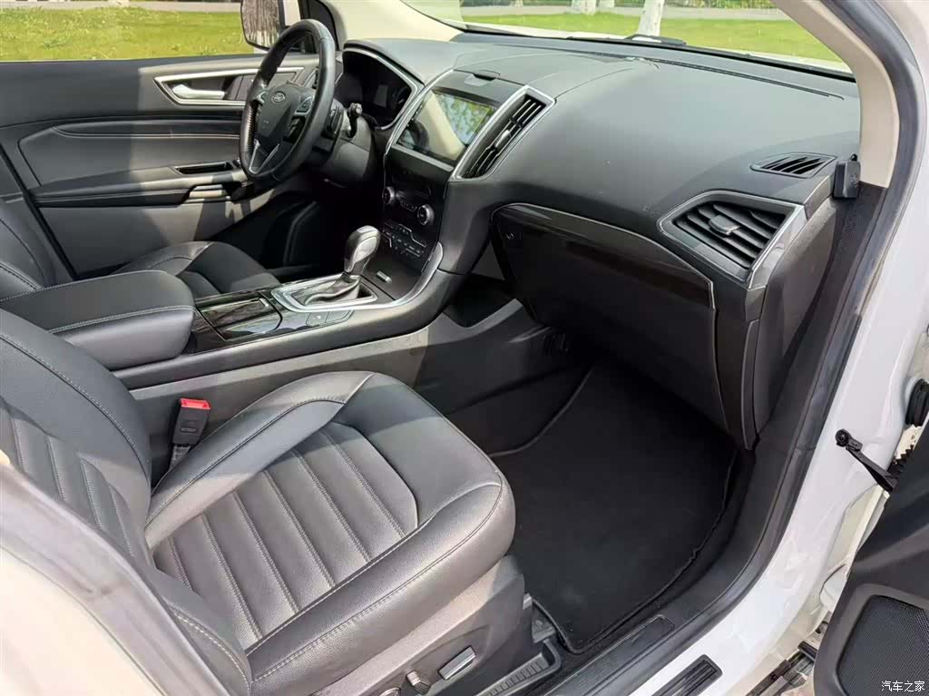 Ford Edge, 2019 10