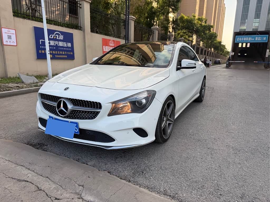Mercedes-Benz CLA