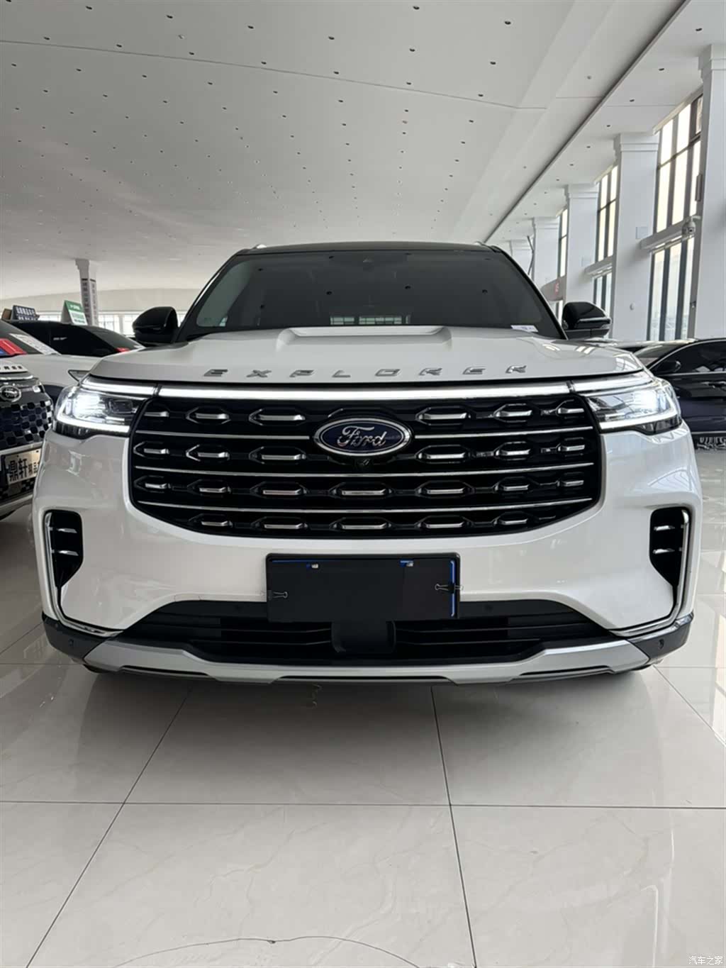 Ford Explorer, 2023 7