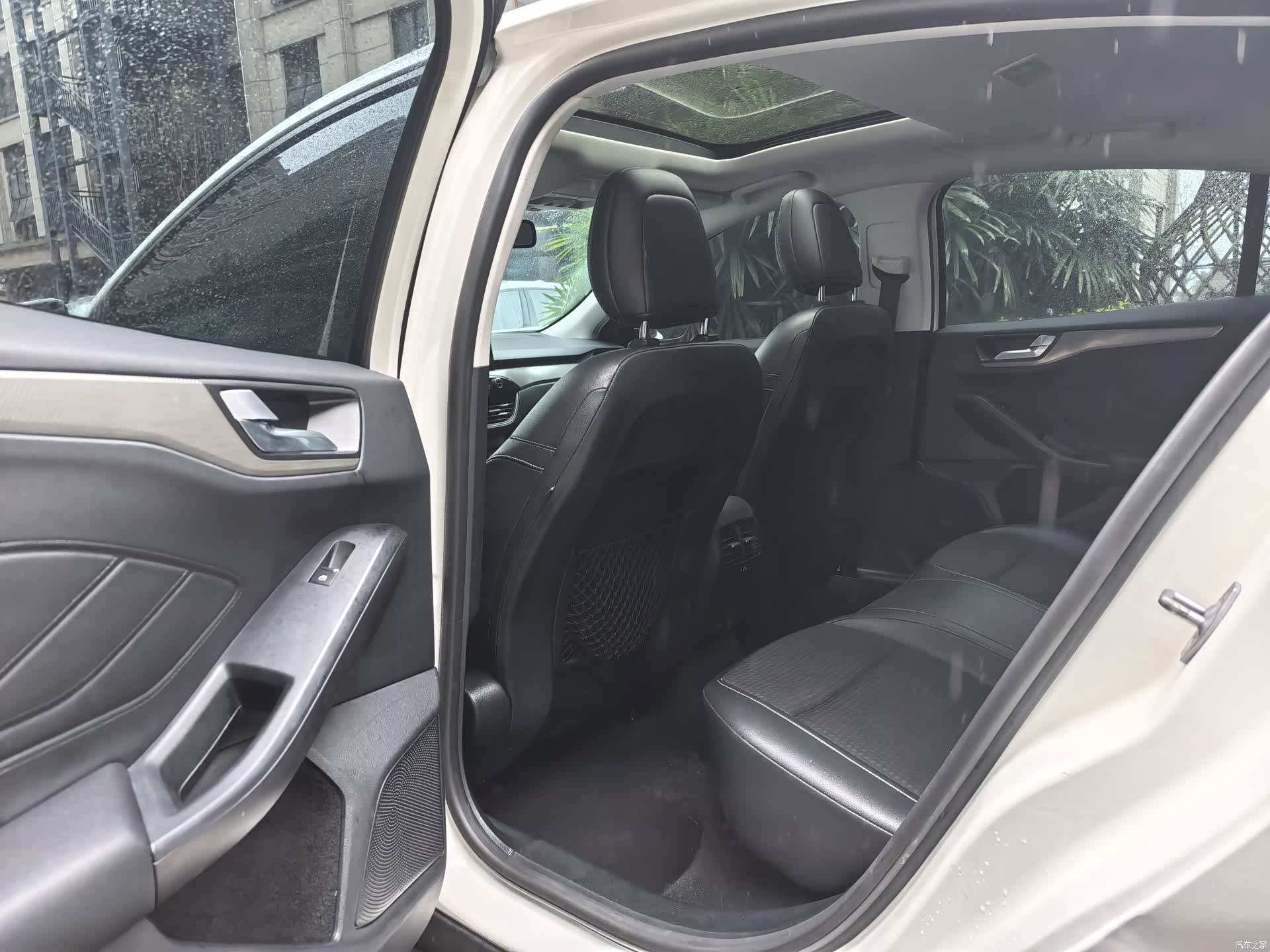 Ford Focus, 2019 6