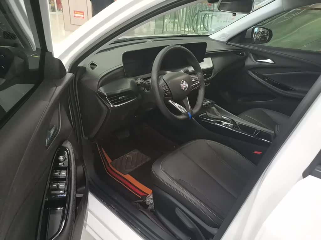 Buick Verano, 2025 16