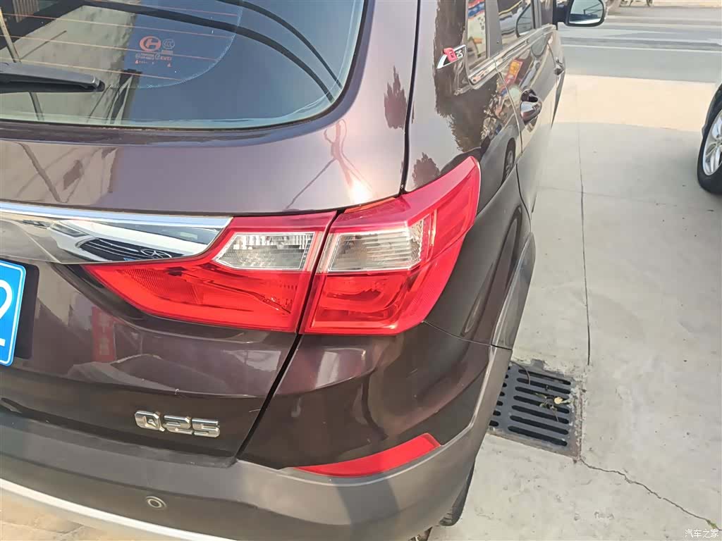 BAIC Q25, 2016 24