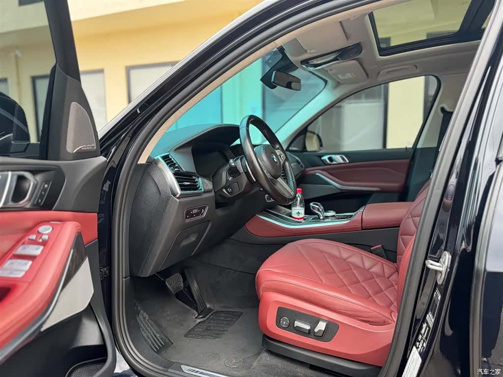BMW X5, 2023 9