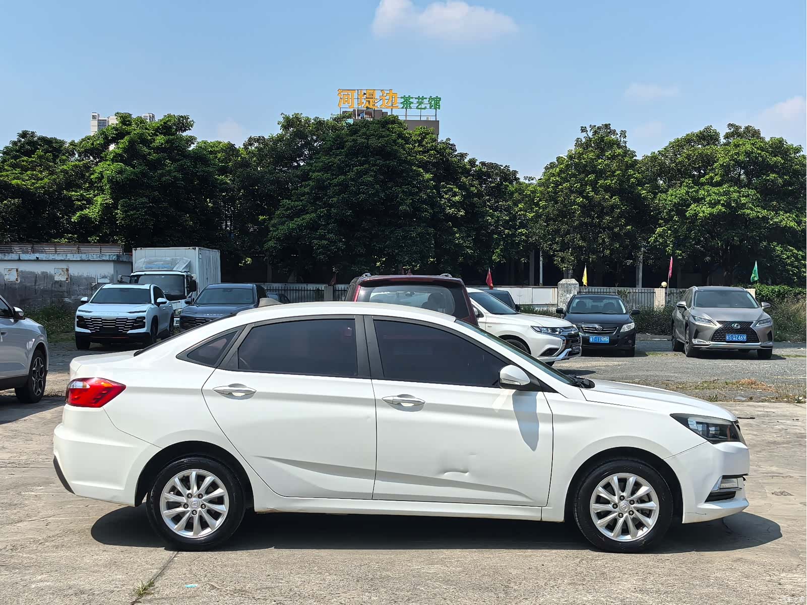 Changan V7, 2017 14