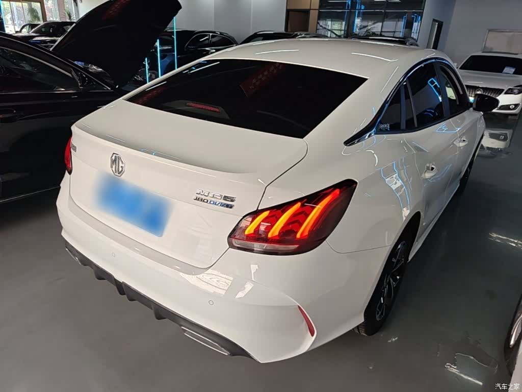 MG MG5, 2023 все фото