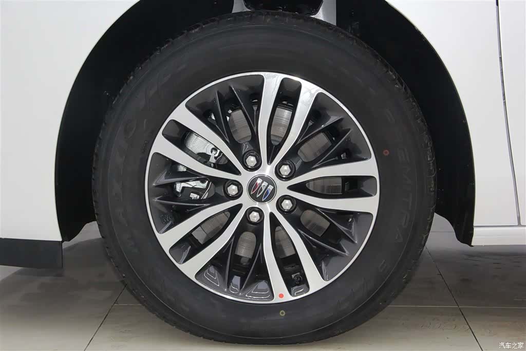Buick GL8, 2026 11