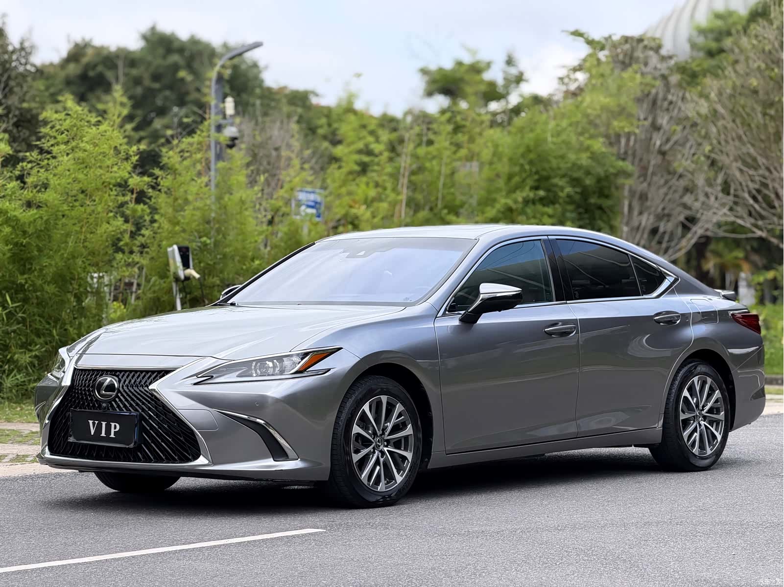 Lexus ES, 2021 1