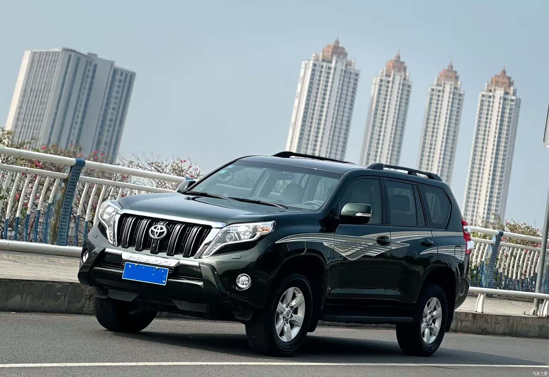 Toyota Prado, 2017 1