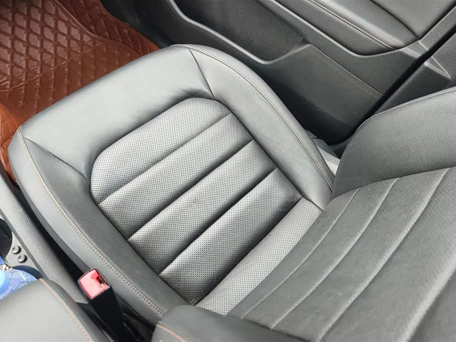 Volkswagen Golf*Jiayu Volkswagen Golf*Jiayu