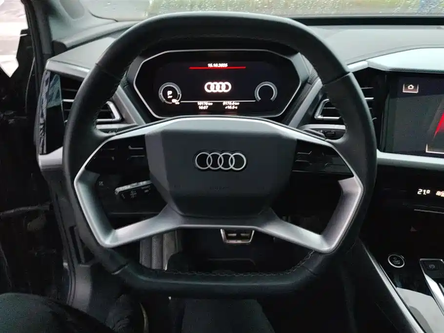 Audi Q4
