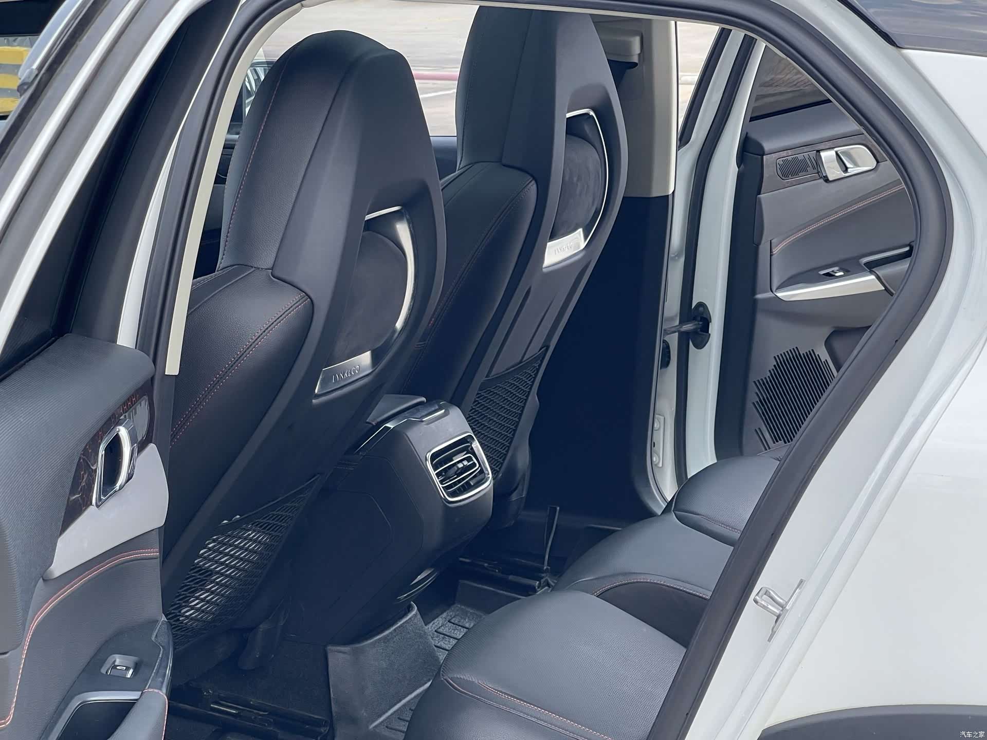Lynk & Co 01, 2020 9