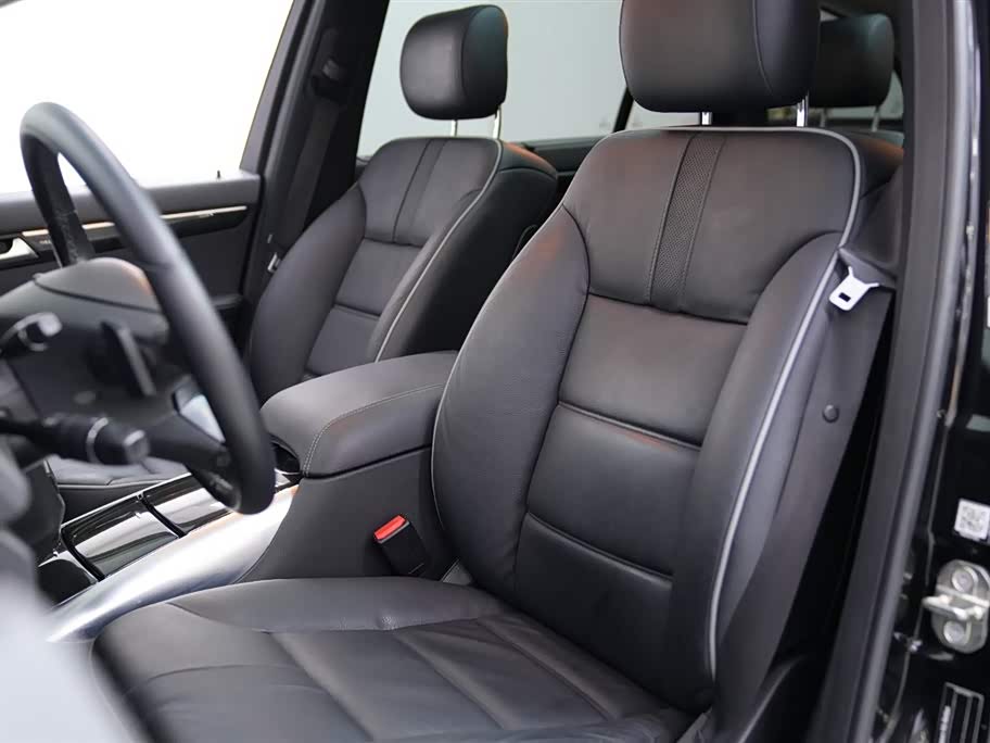 Mercedes-Benz R-class