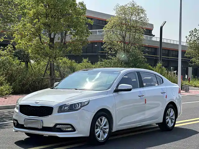 Kia K4 2015 — купить из Китая под заказ