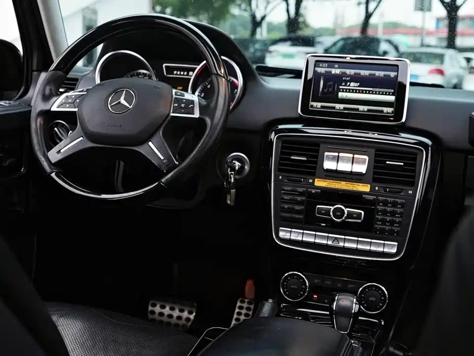 Mercedes-Benz G-class