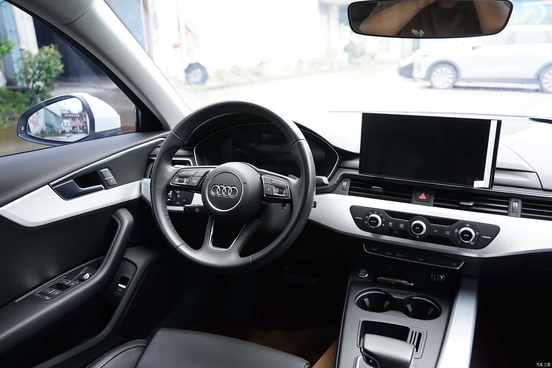 Audi A4L, 2024 10