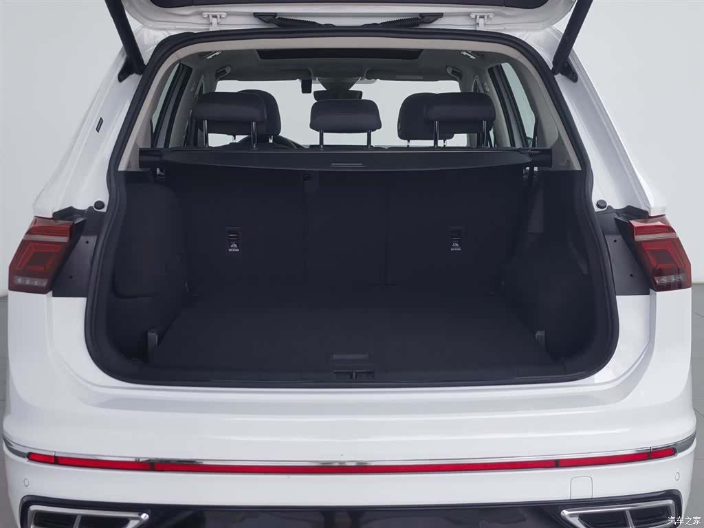 Volkswagen Tiguan L, 2023 16