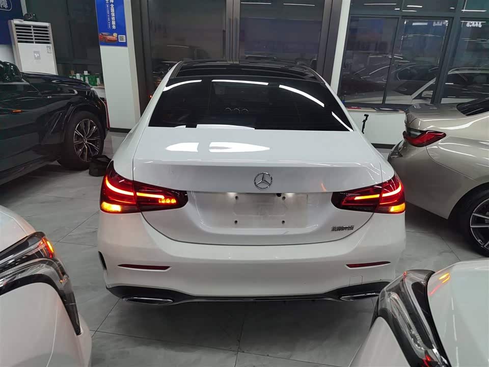 Mercedes-Benz Class A Mercedes-Benz Class A