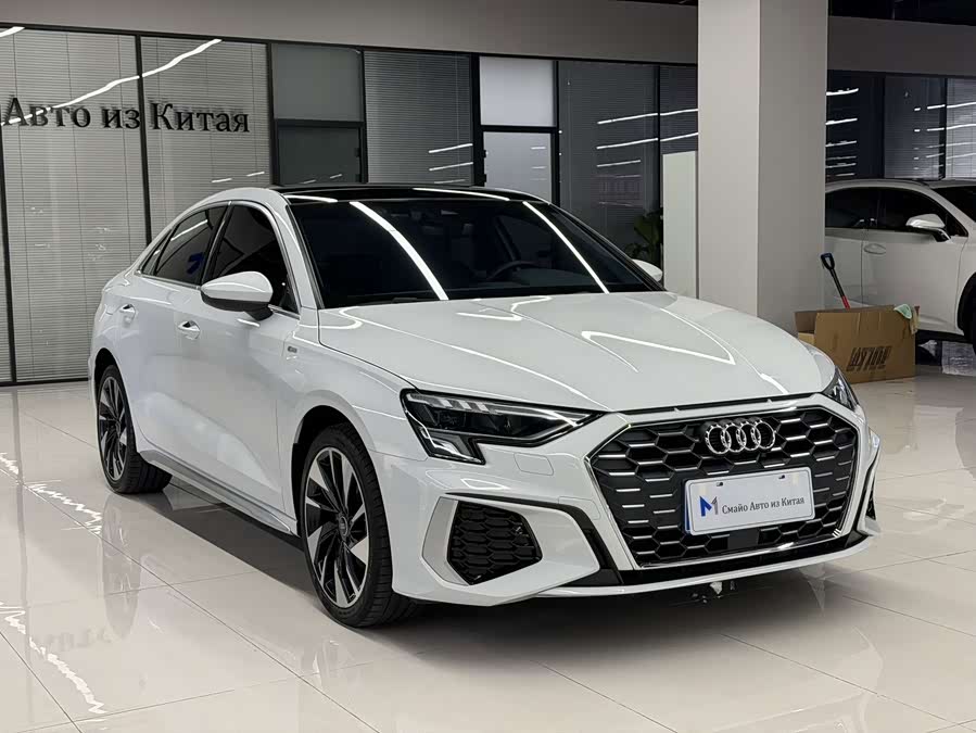Audi A3 2022, фото 3
