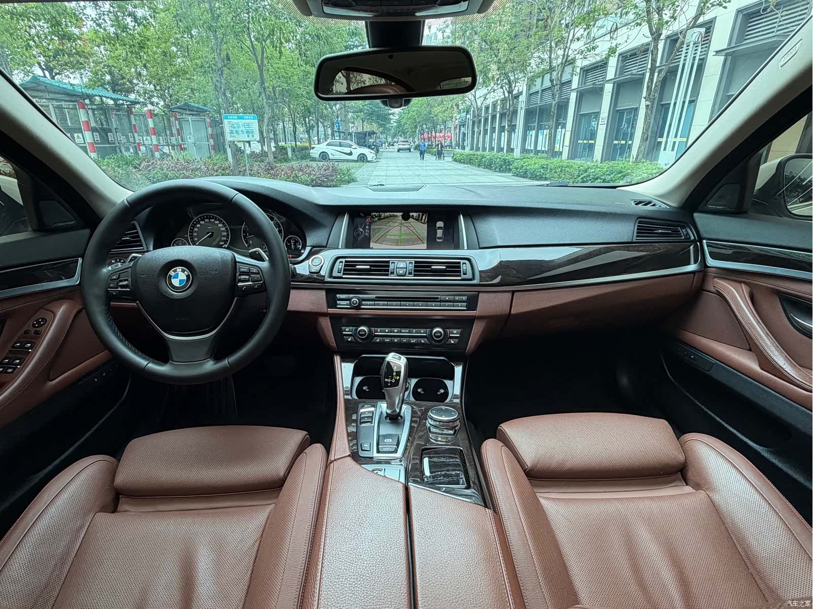 BMW 5 Series, 2015 9