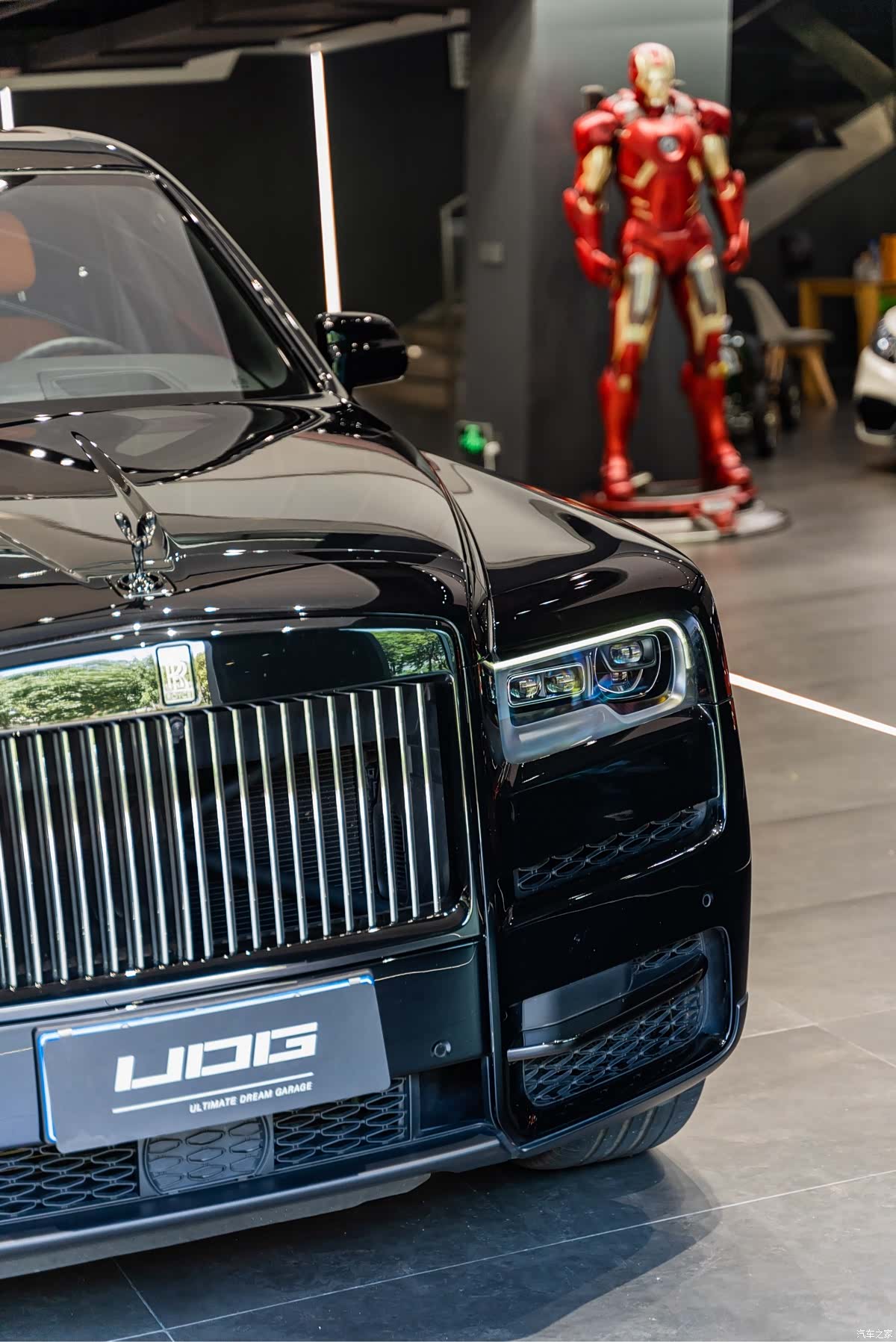 Rolls-Royce Cullinan, 2022 6
