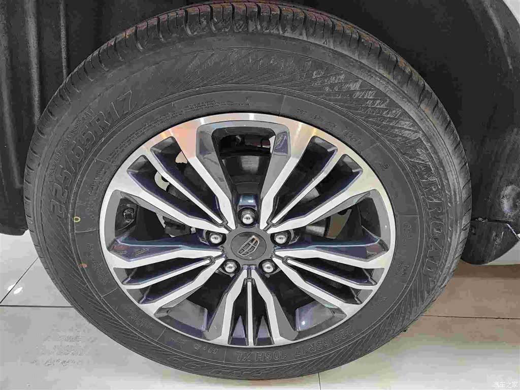 Geely X6, 2018 18