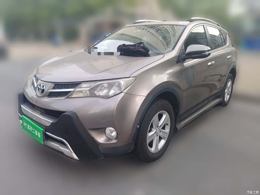 Toyota RAV4, 2014 1