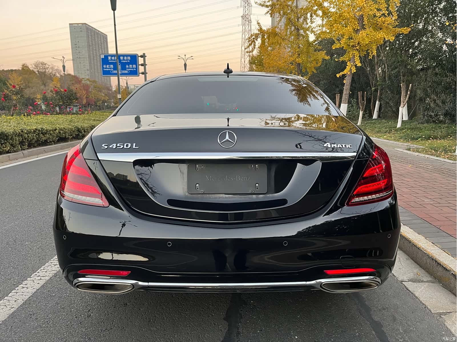 Mercedes-Benz S-Class, 2019 4