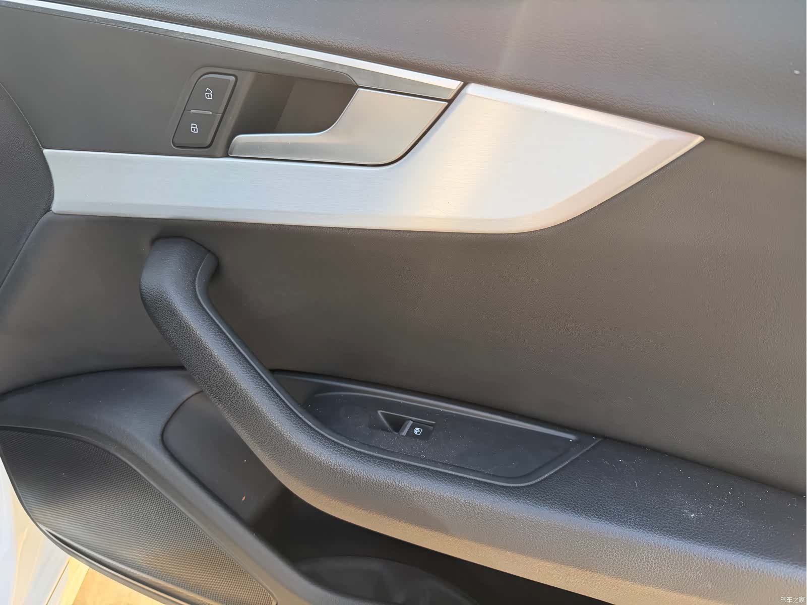 Audi A4L, 2023 25