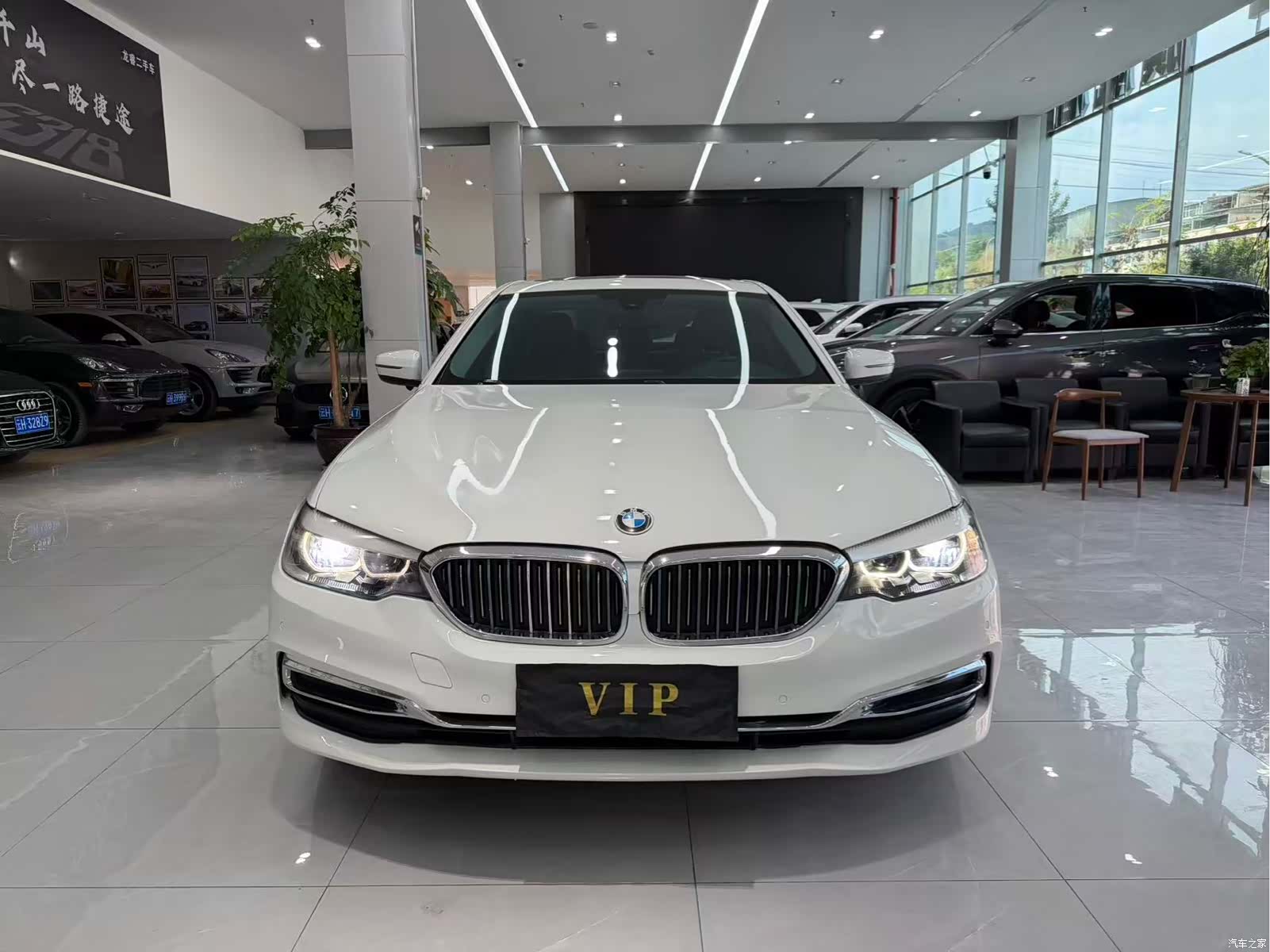 BMW 5 Series, 2019 10