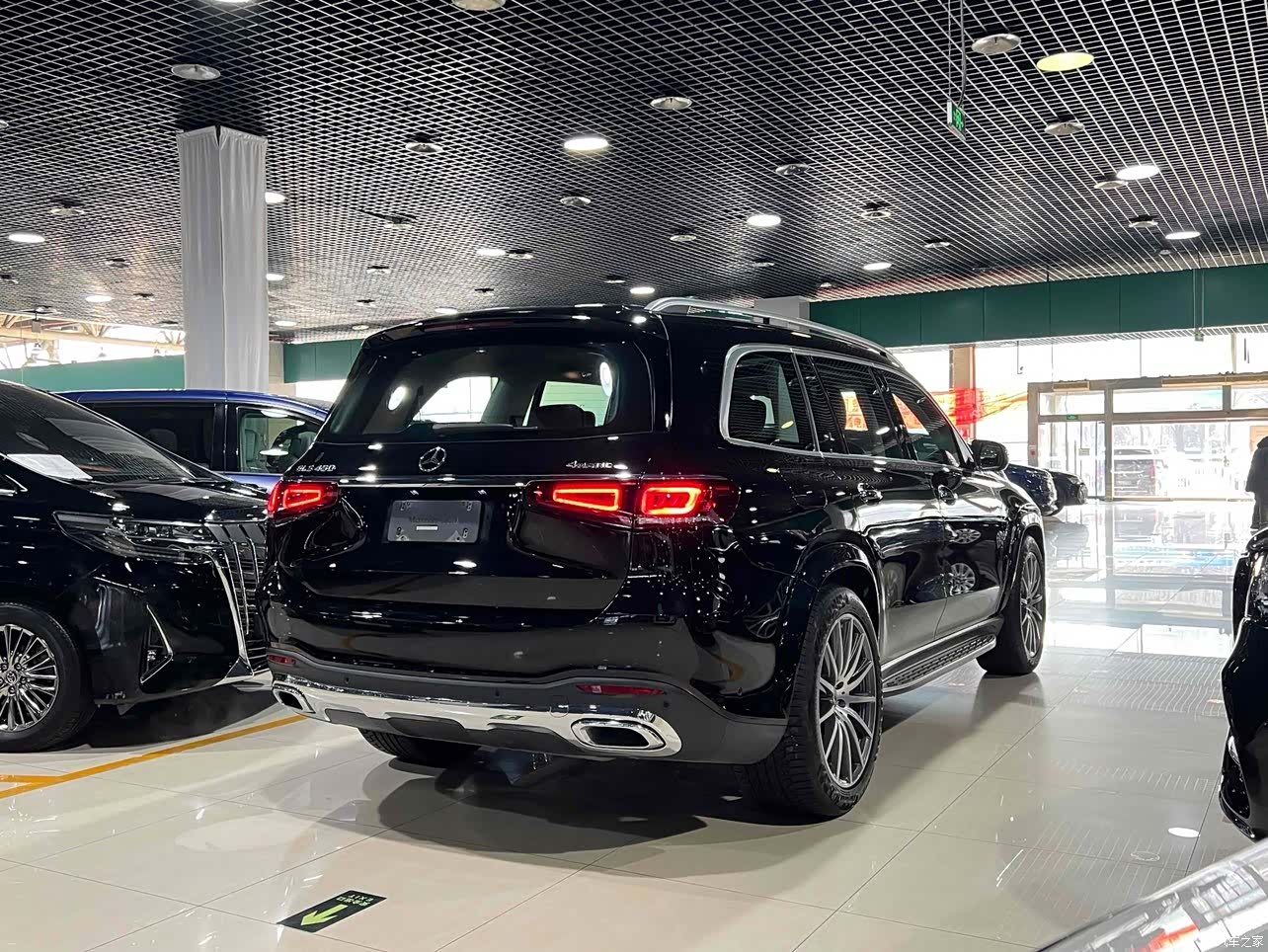 Mercedes-Benz GLS, 2023 20