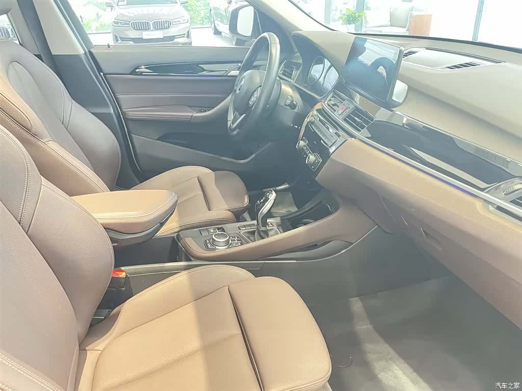 BMW X1, 2020 11