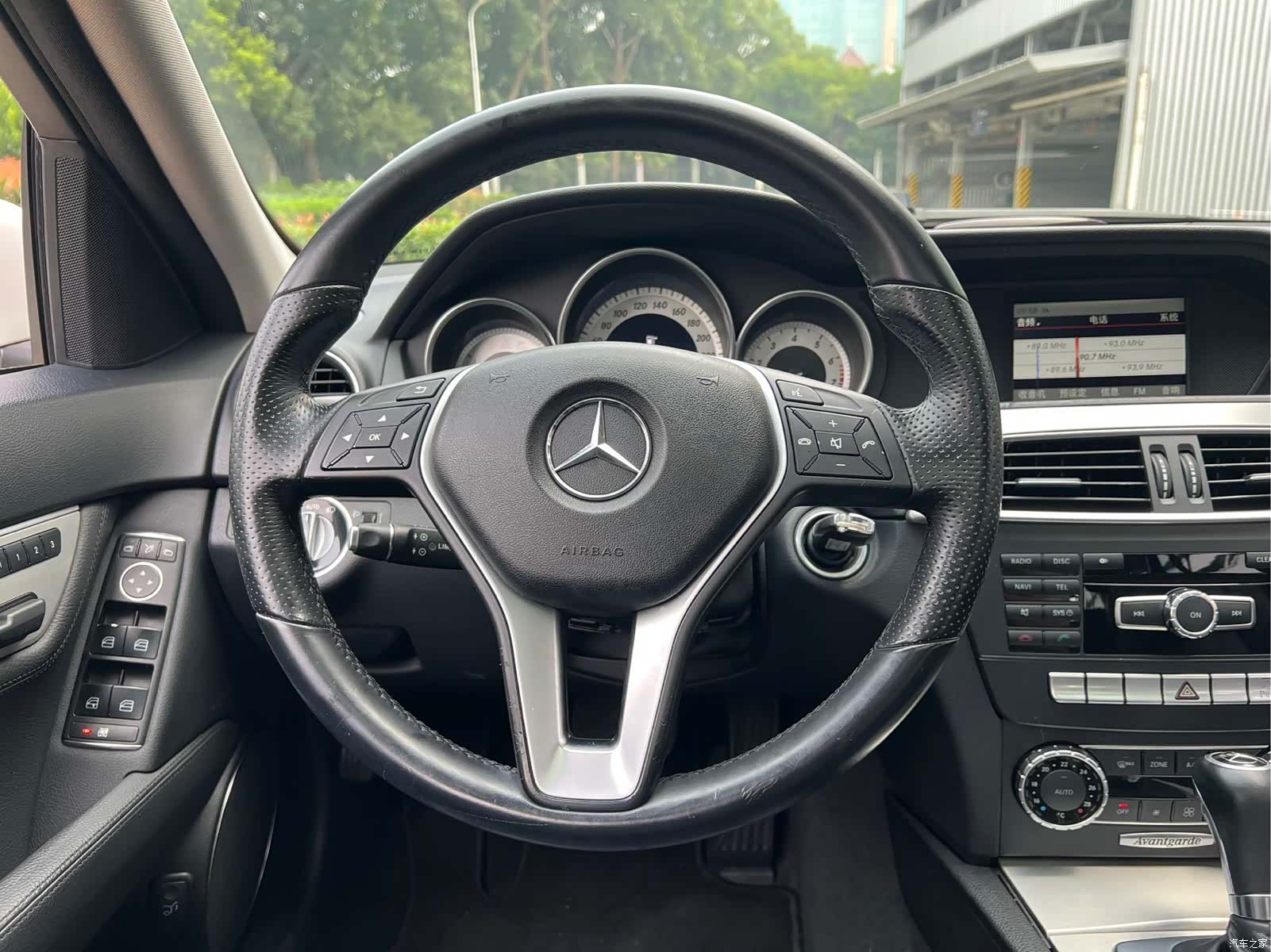 Mercedes-Benz C-Class, 2012 4