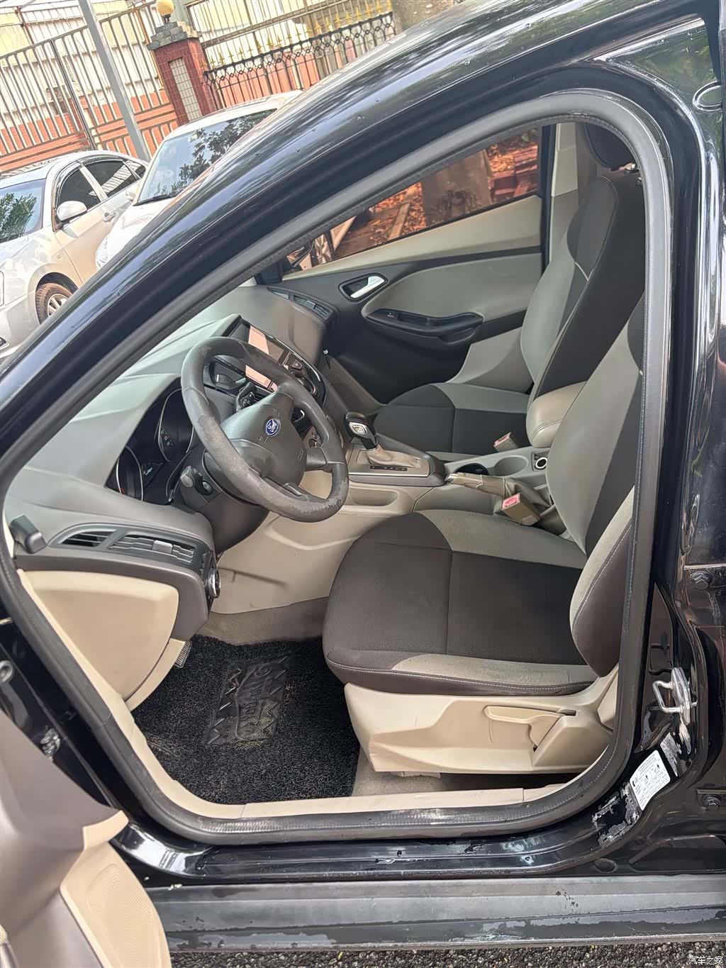 Ford Focus, 2014 4
