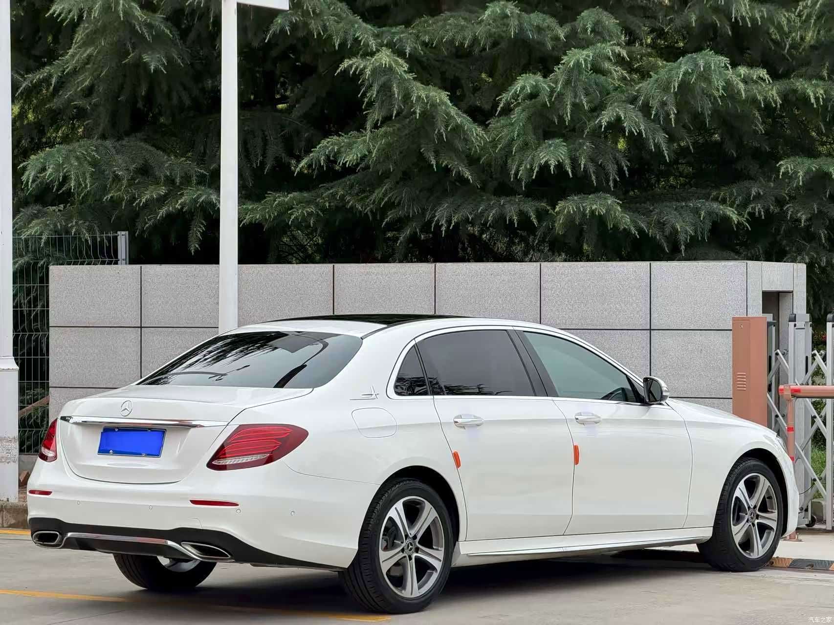 Mercedes-Benz E-Class, 2018 14