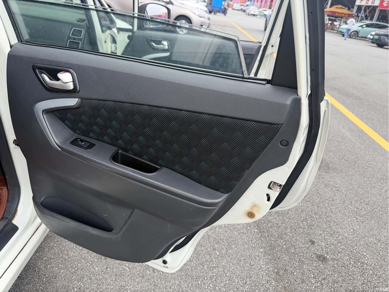 Suzuki A6, 2015 12