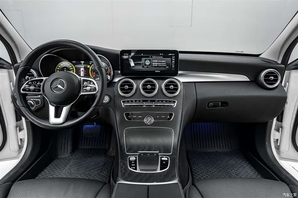 Mercedes-Benz C-Class, 2021 29