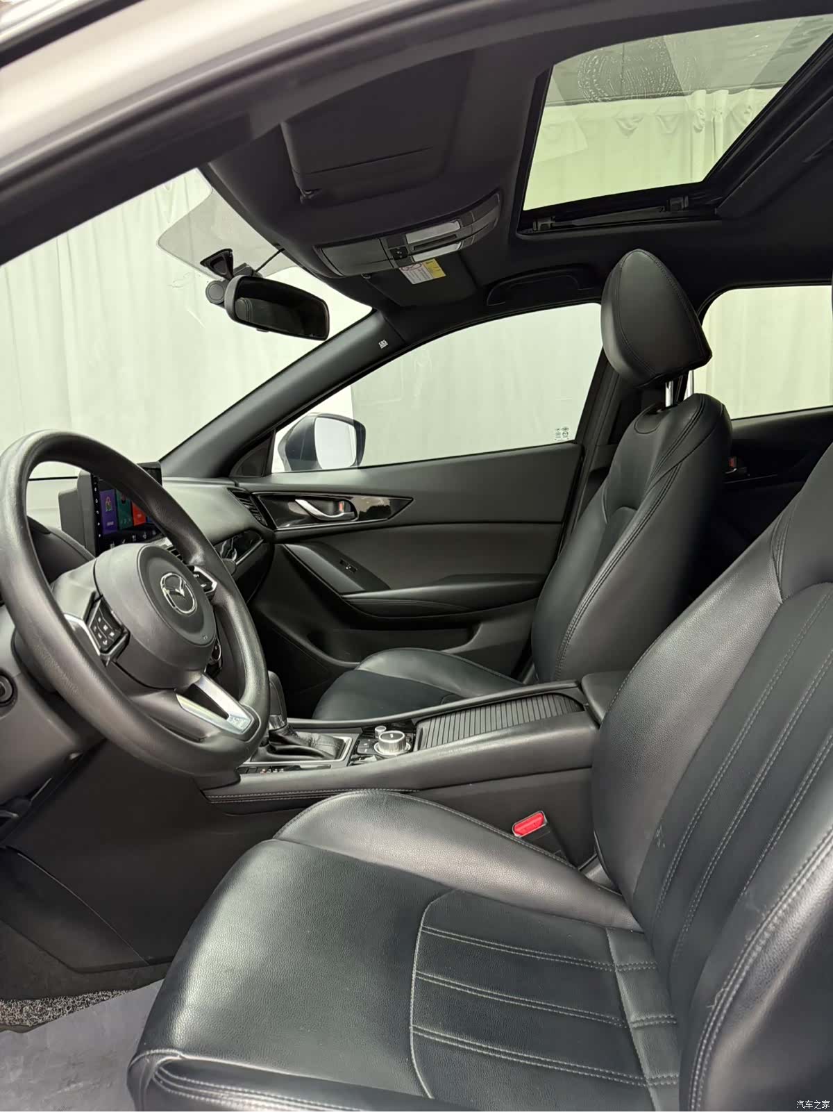 Mazda CX-4, 2022 10