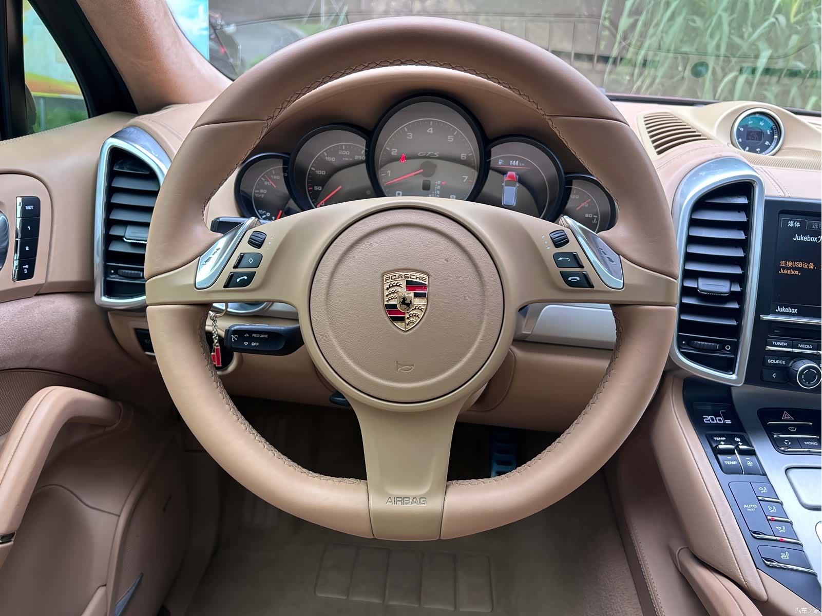 Porsche Cayenne, 2013 15