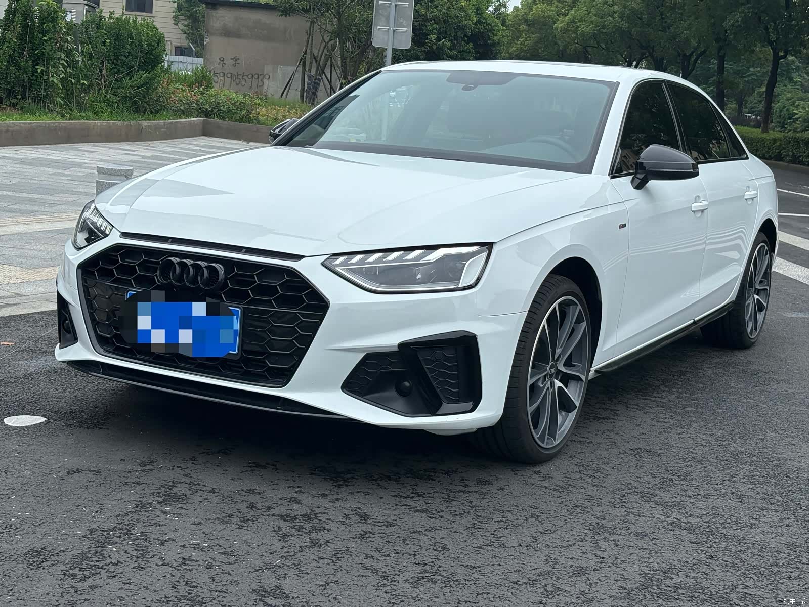 Audi A4L, 2025 1